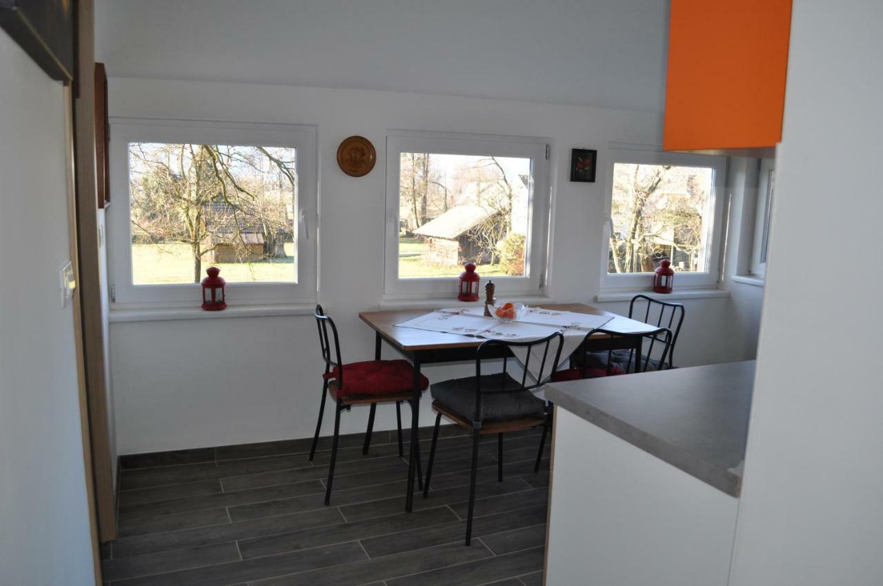 Guesthouse Ankl Lesce  Bagian luar foto