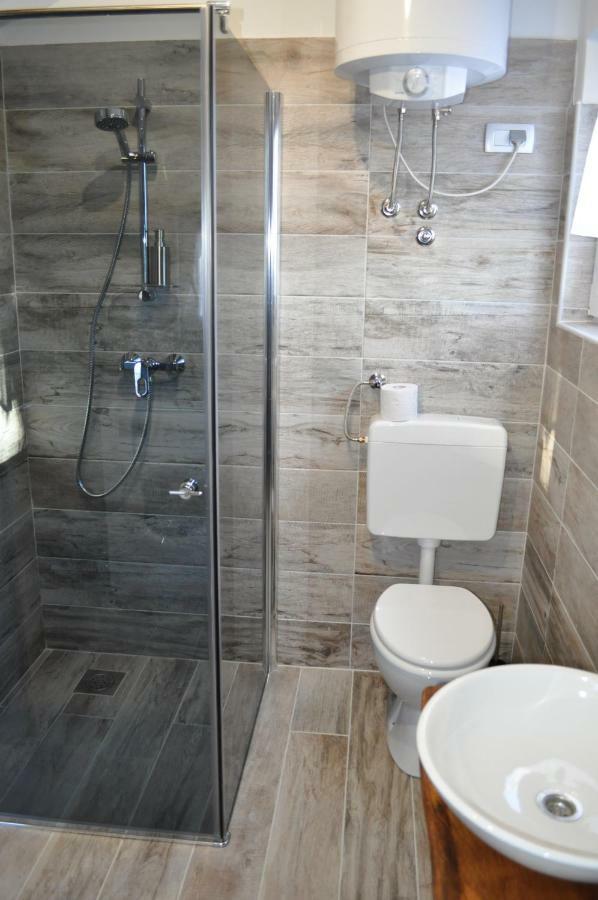Guesthouse Ankl Lesce  Bagian luar foto