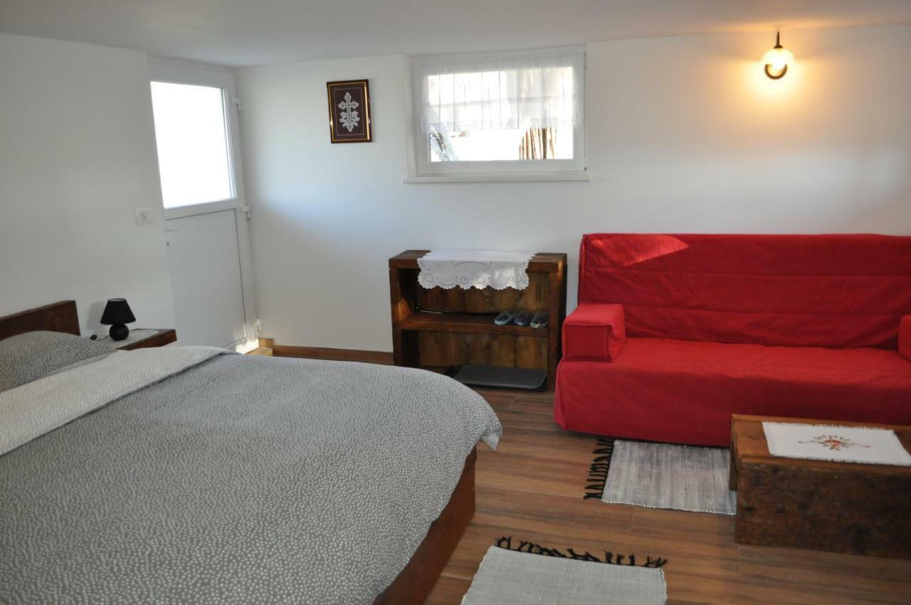 Guesthouse Ankl Lesce  Bagian luar foto