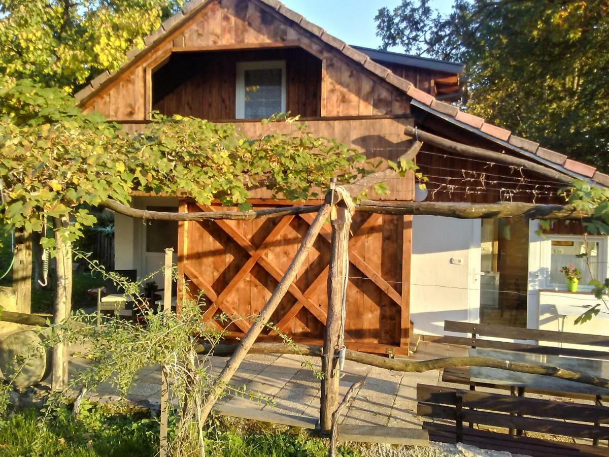 Guesthouse Ankl Lesce  Bagian luar foto